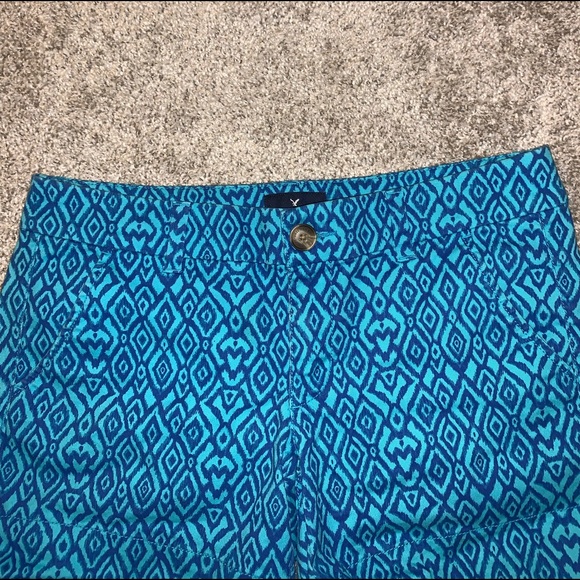 American Eagle Midi Stretch Blue Shorts size 6 - Picture 4 of 11